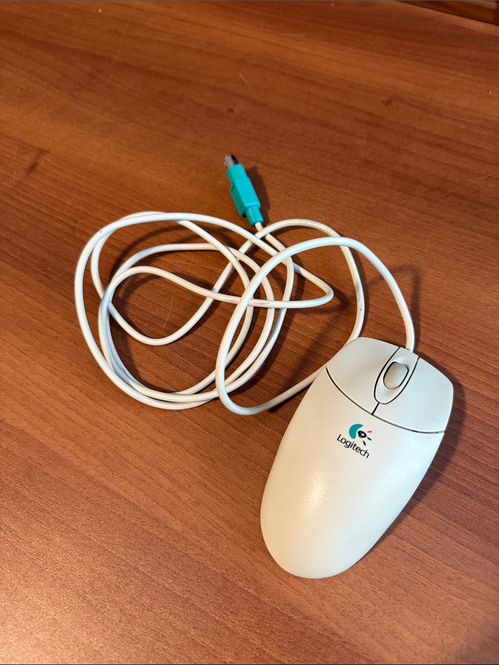Logitech Classic PS/2 Wired Mouse in Off-White with Teal Plug